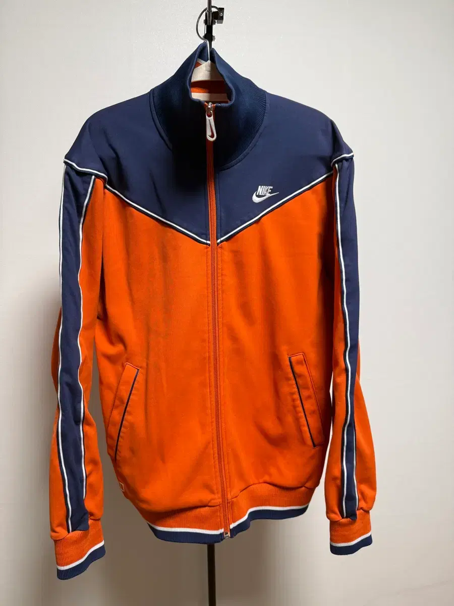 Supreme Quilted Nylon Tanker Jacket M | 브랜드 중고거래 플랫폼